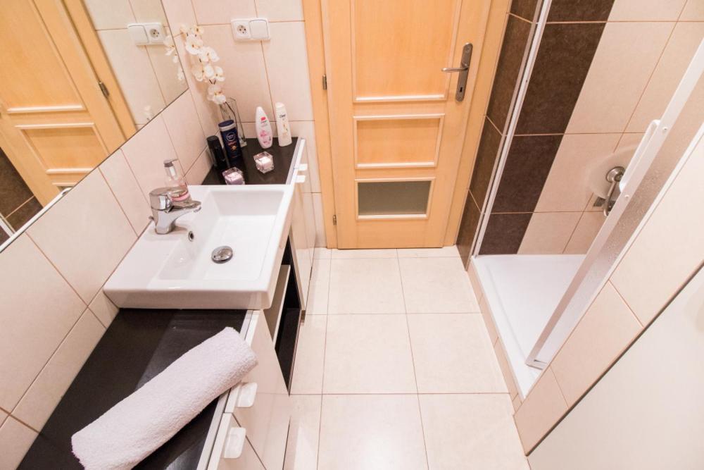 Ferienwohnung In The Hearth Of The City Centre, Old Town Square - 3Min Prag Exterior foto